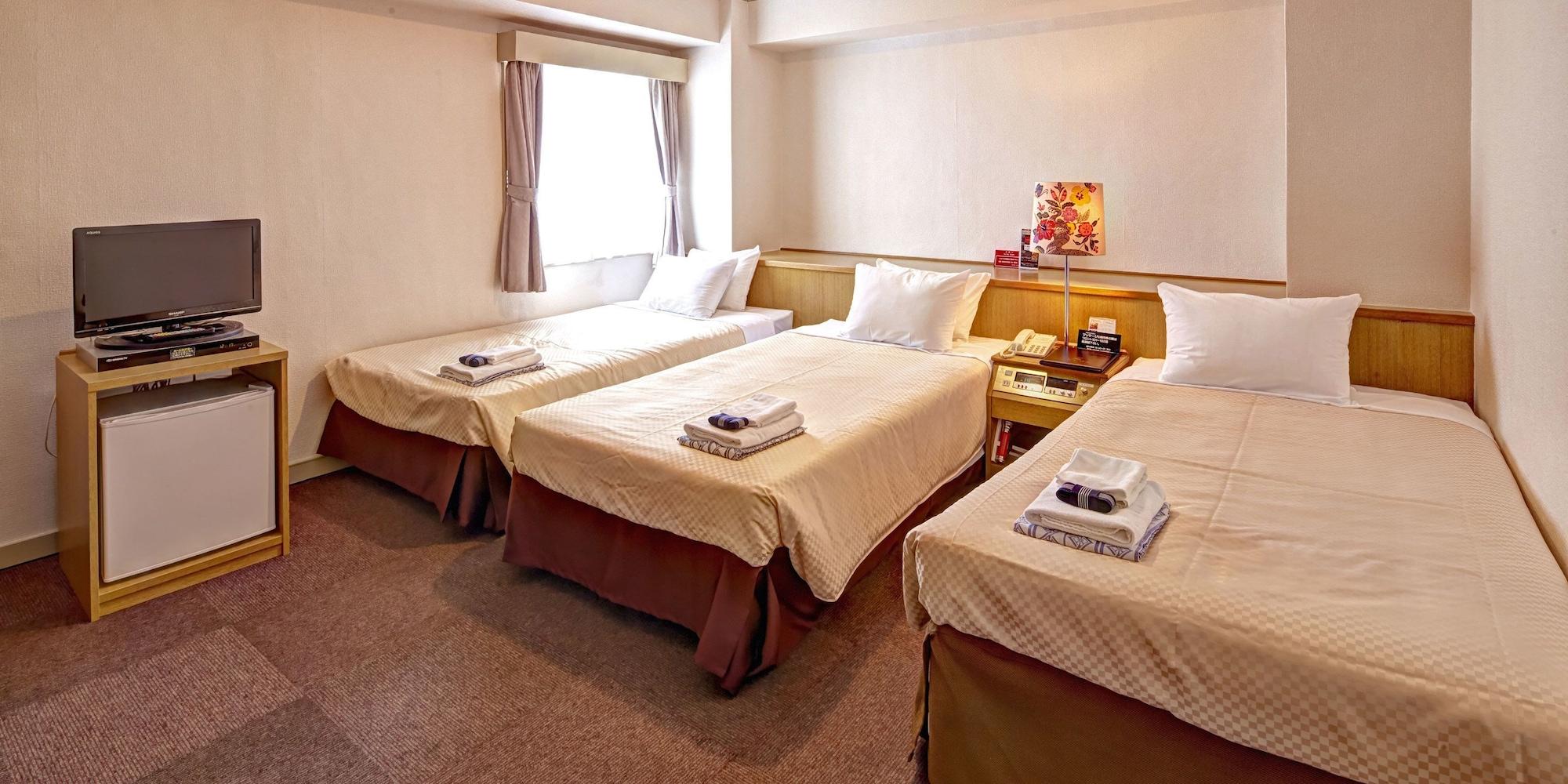 Okinawa Sun Plaza Hotel Наха Экстерьер фото