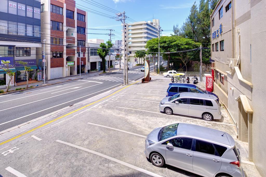 Okinawa Sun Plaza Hotel Наха Экстерьер фото
