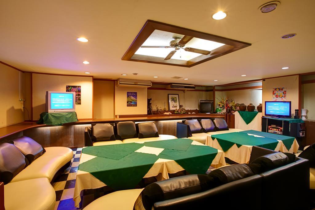 Okinawa Sun Plaza Hotel Наха Экстерьер фото