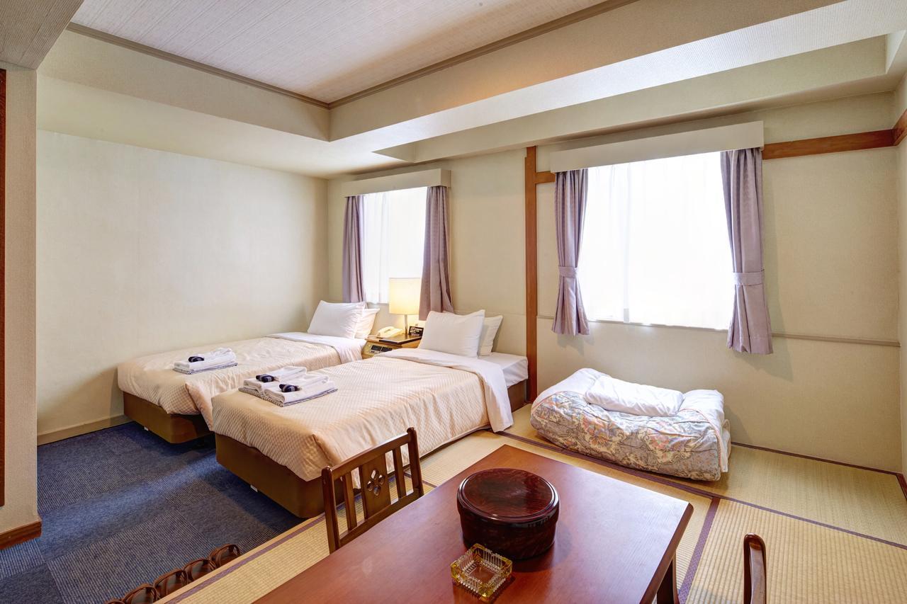 Okinawa Sun Plaza Hotel Наха Экстерьер фото